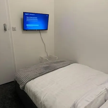 Room 2 • Double Bed In London King'S Cross Exterior photo